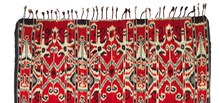 Textile 19: Heirloom Ikat Hand Woven Tapestry from Sumba Indonesia 1 - Image 4