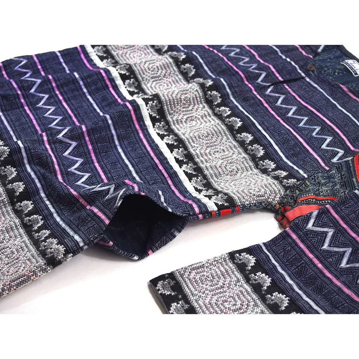 Hilltribe Embroidery Jacket - Image 3