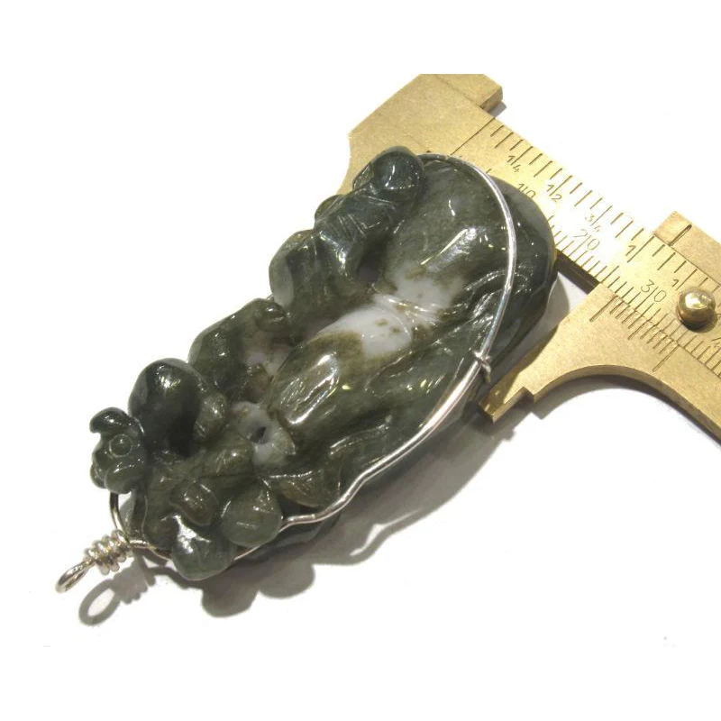 Jade Bottle Gourd with Lingzhi Fungus Wire Wrapped Pendant- Large - Image 5