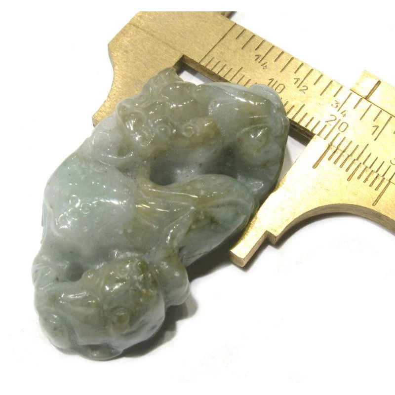 Jade Foo Dog Mother and Child with Corn Pendant - Image 4