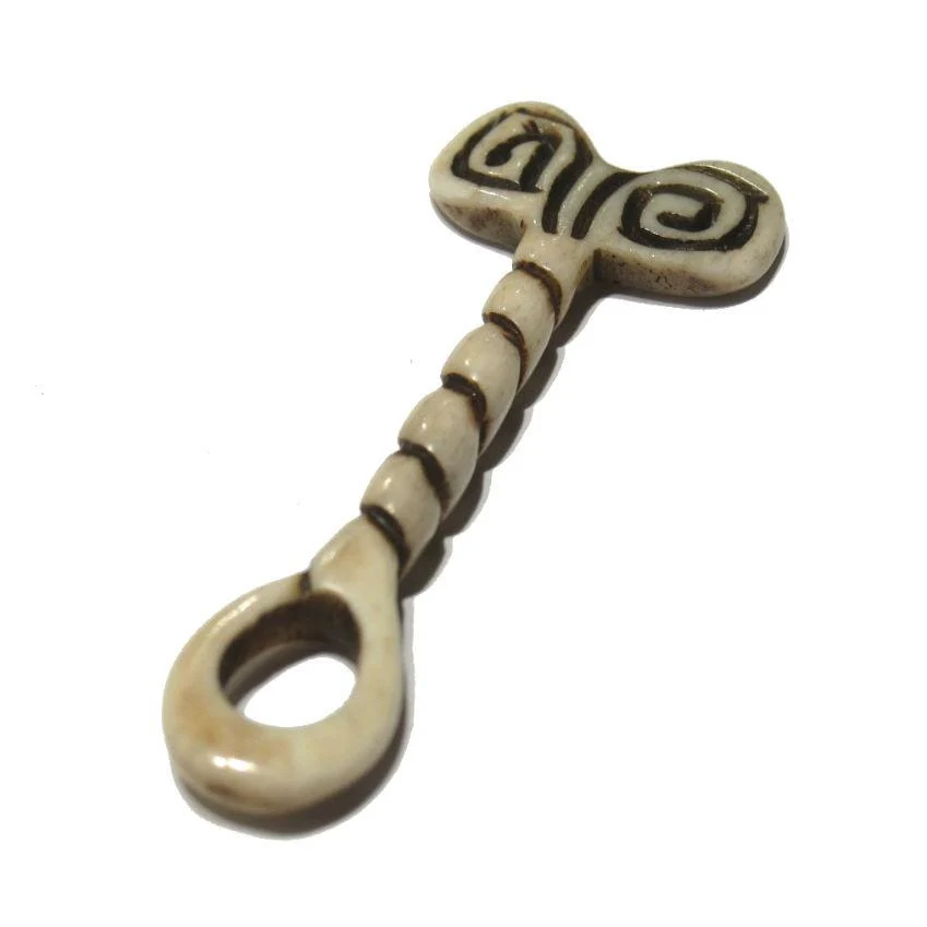 Kirdi "Cache Sexe" Style Hand Carved Cow Bone Pendant - Image 3