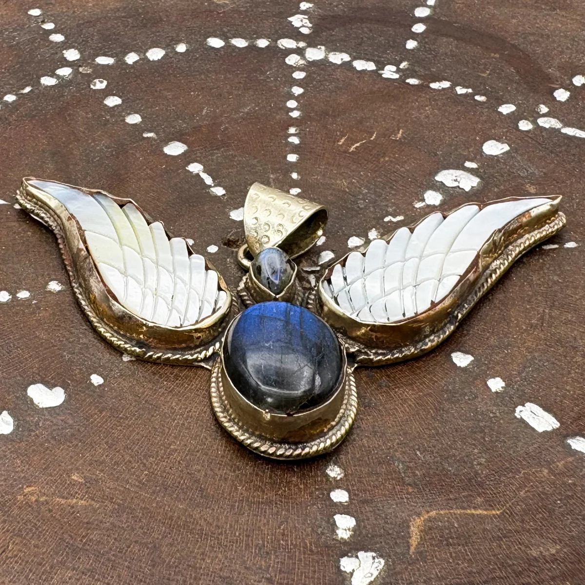 Labradorite and Mother-of-Pearl Brass Winged Pendant Amulet - Image 6