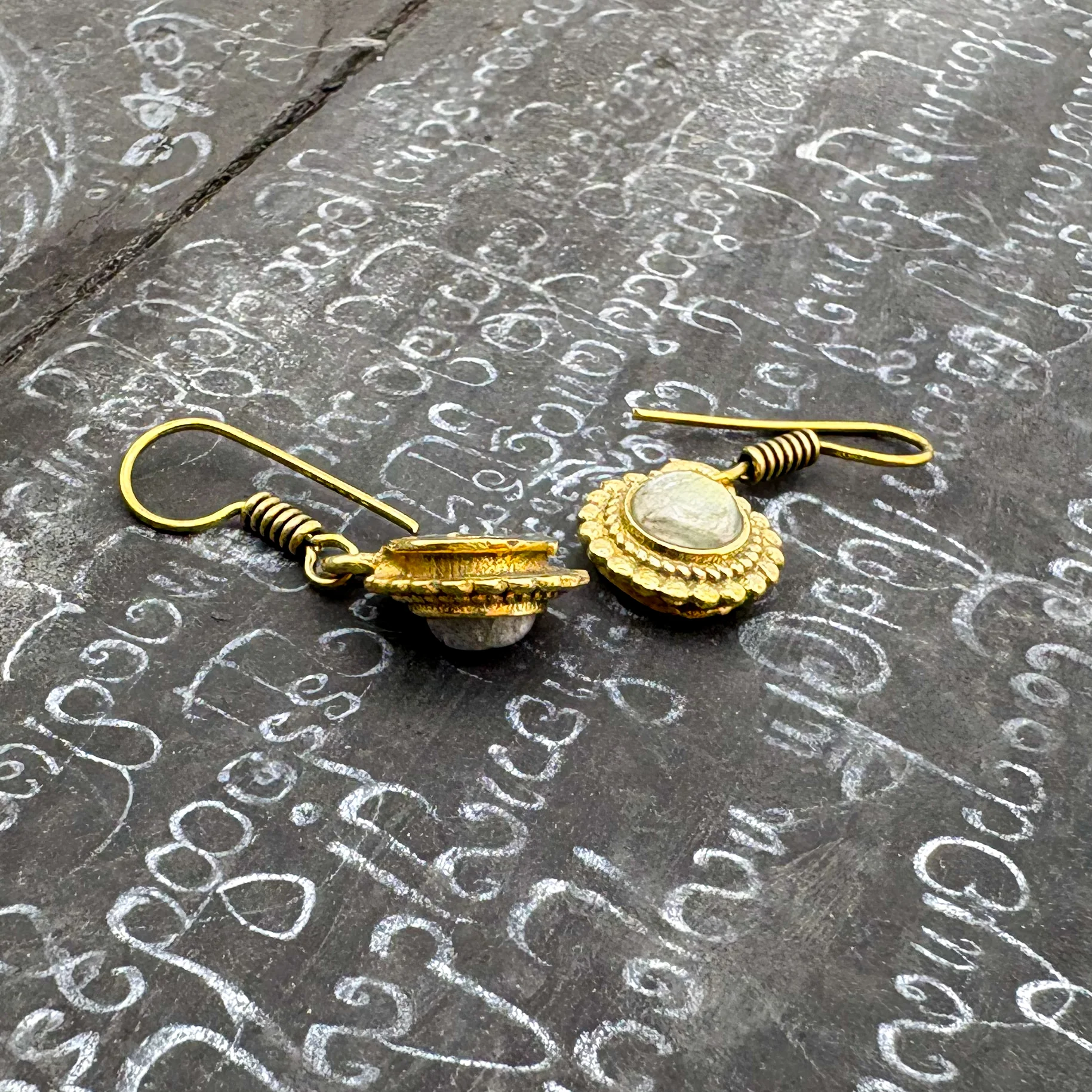 Labradorite Circle Dot Brass Earrings - Image 10