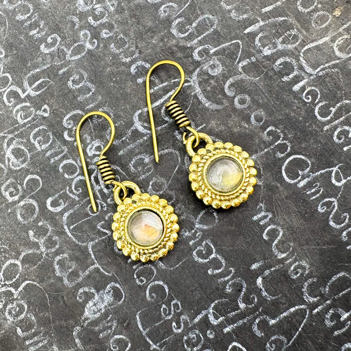 Labradorite Circle Dot Brass Earrings - Image 8