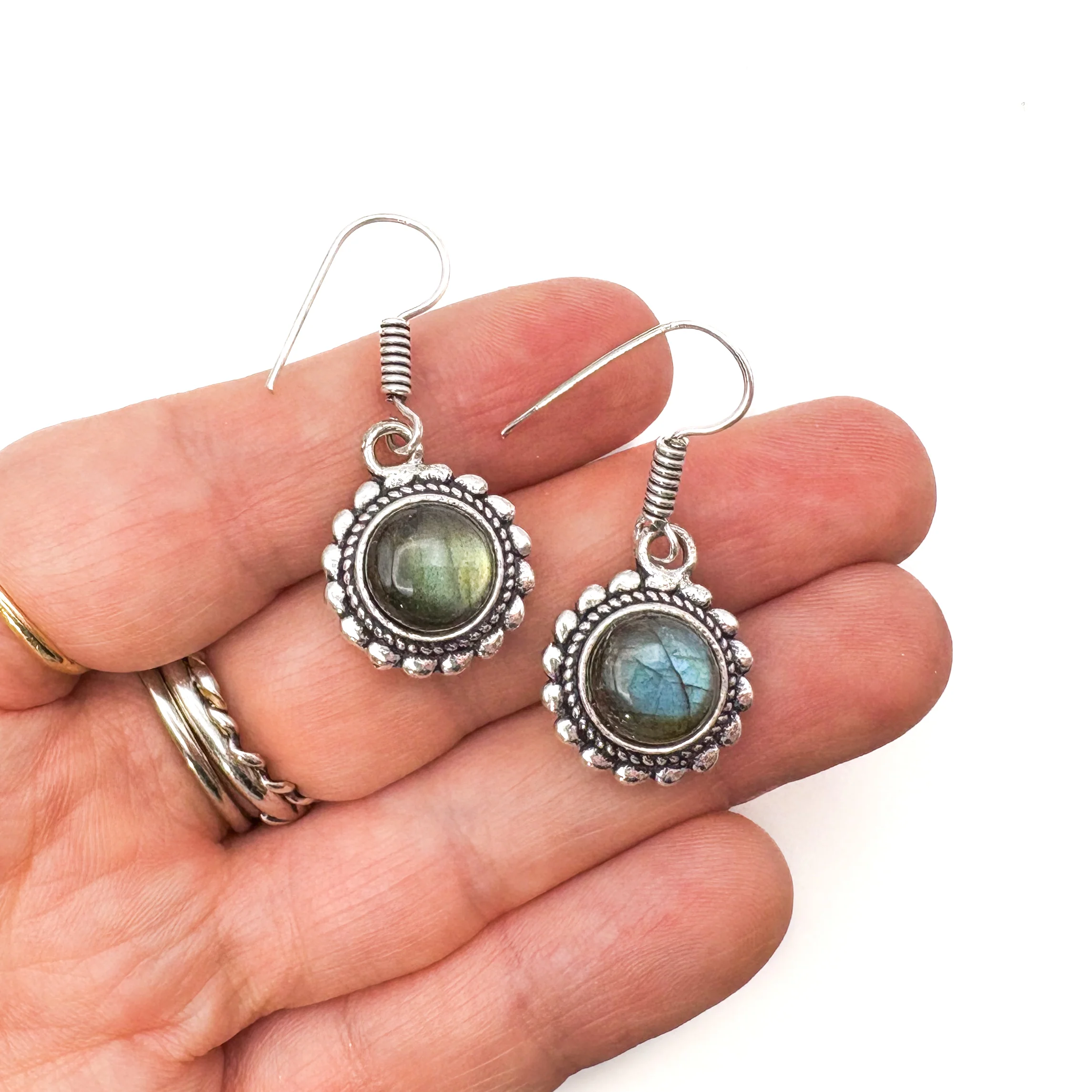 Labradorite Circle Rope White Brass Earrings - Image 10