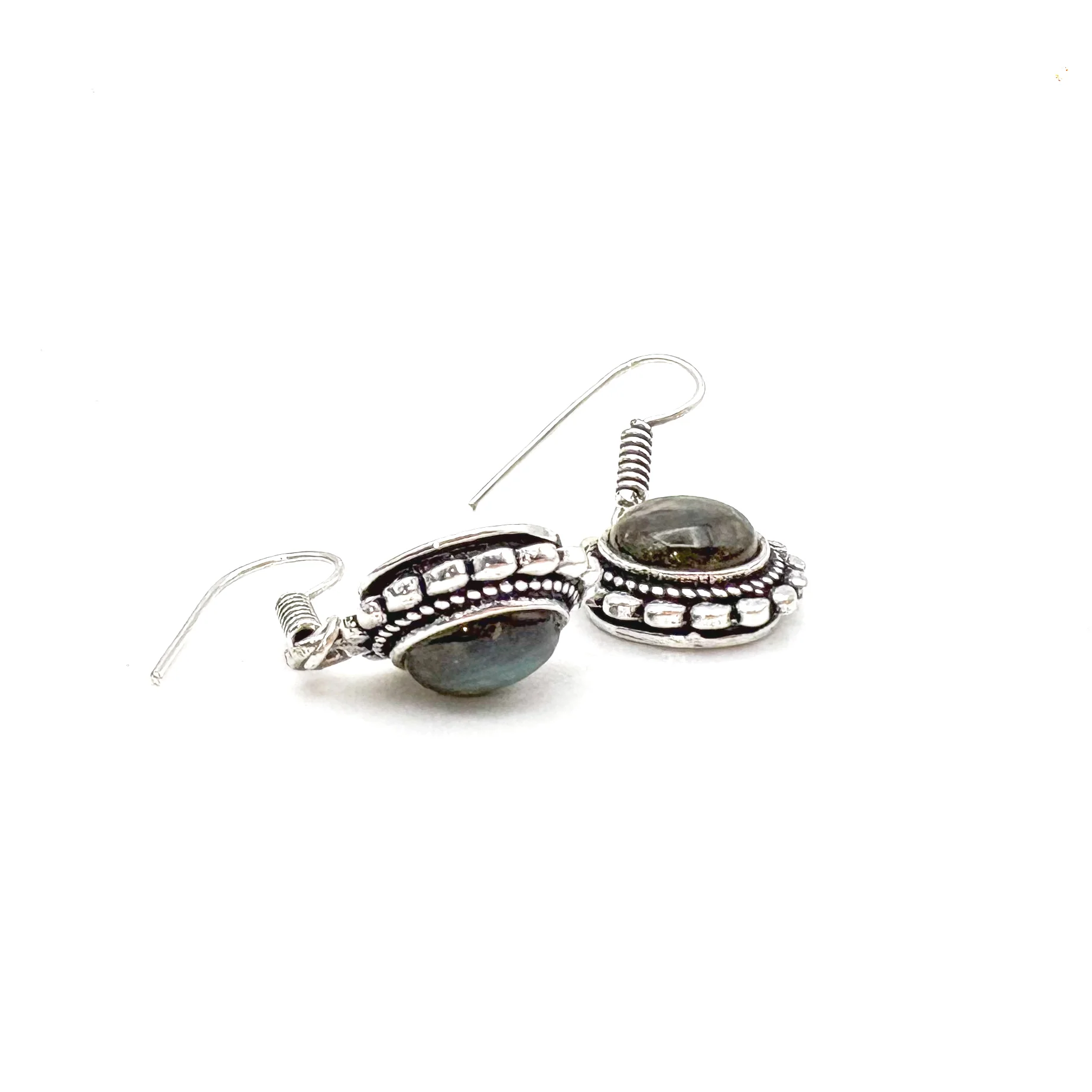Labradorite Circle Rope White Brass Earrings - Image 8