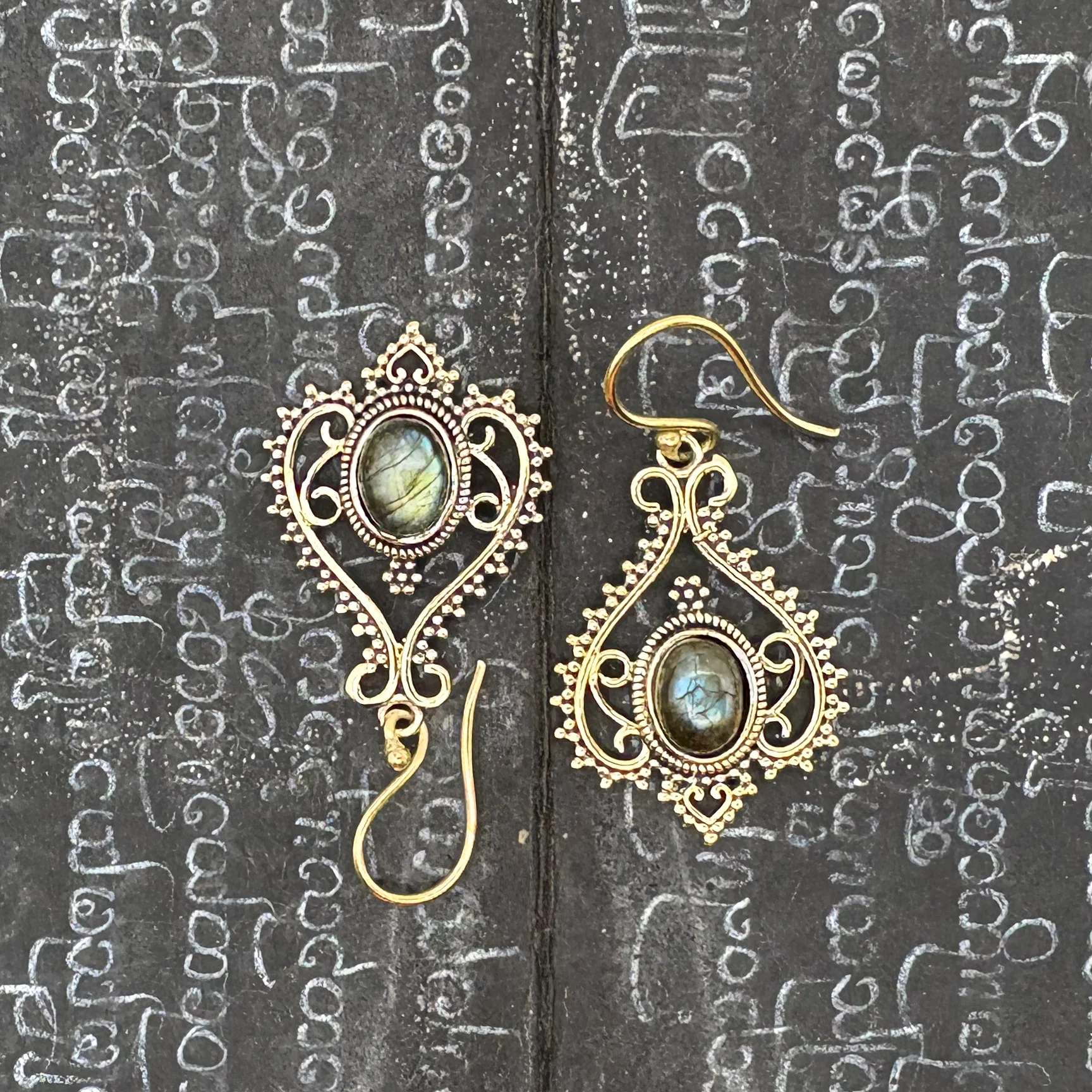 Labradorite Heart Doily Lace Brass Earrings - Image 3