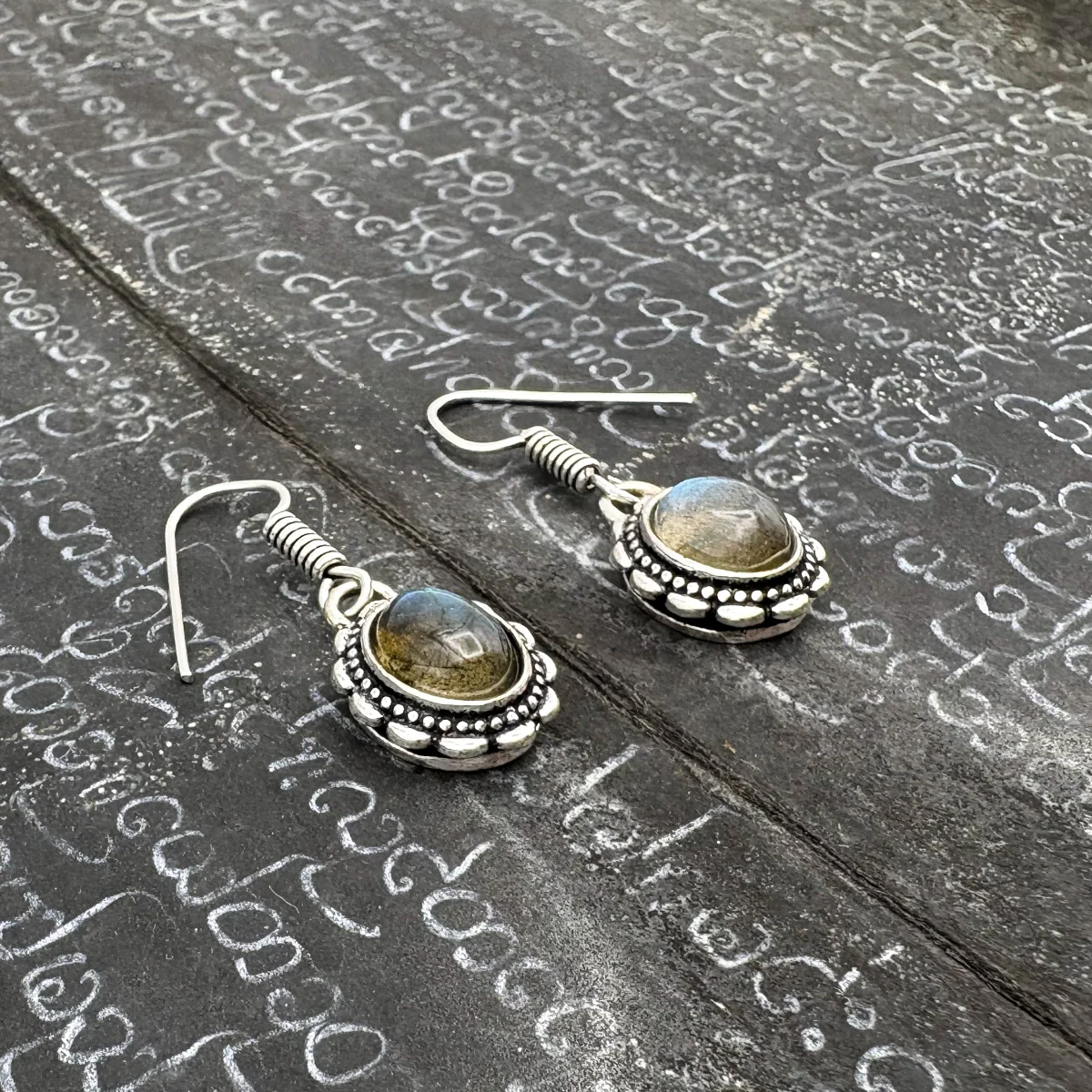 Labradorite Oval Dots White Brass Earrings - Image 5