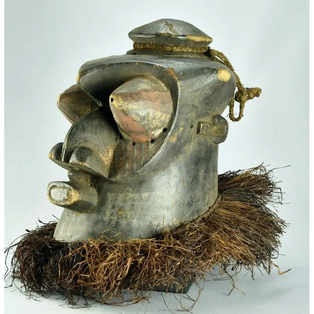 Large Kuba Helmet Mask, Congo - Image 4