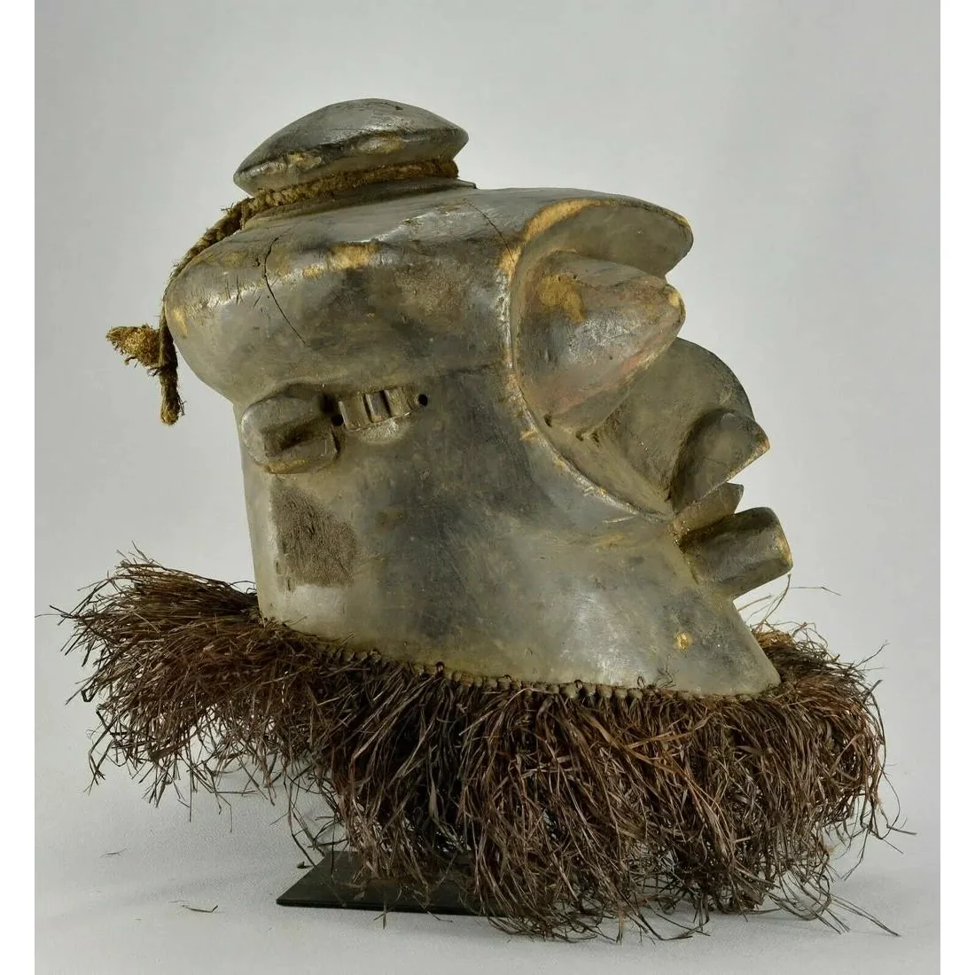 Large Kuba Helmet Mask, Congo - Image 9