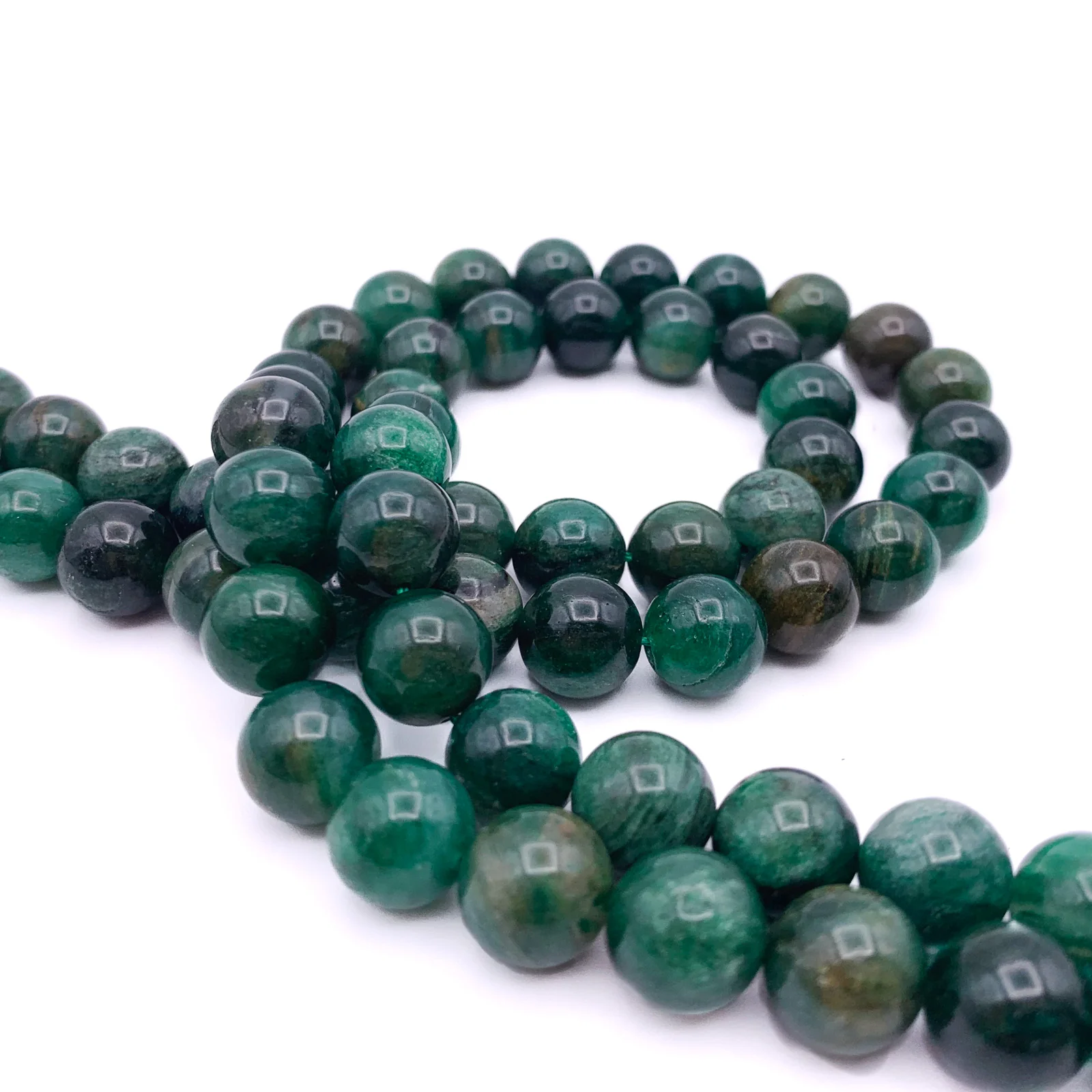 Lepidolite Green 10mm Smooth Rounds Bead Strand - Image 3