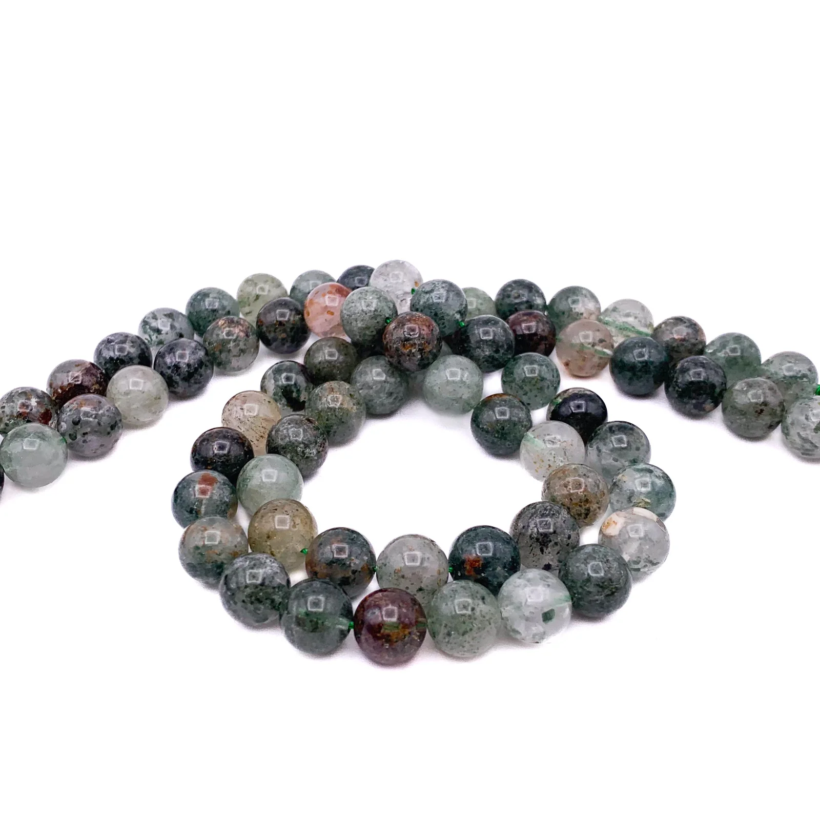 Lodolite Garden Quartz 10.5mm Smooth Rounds Bead Strand - Image 4
