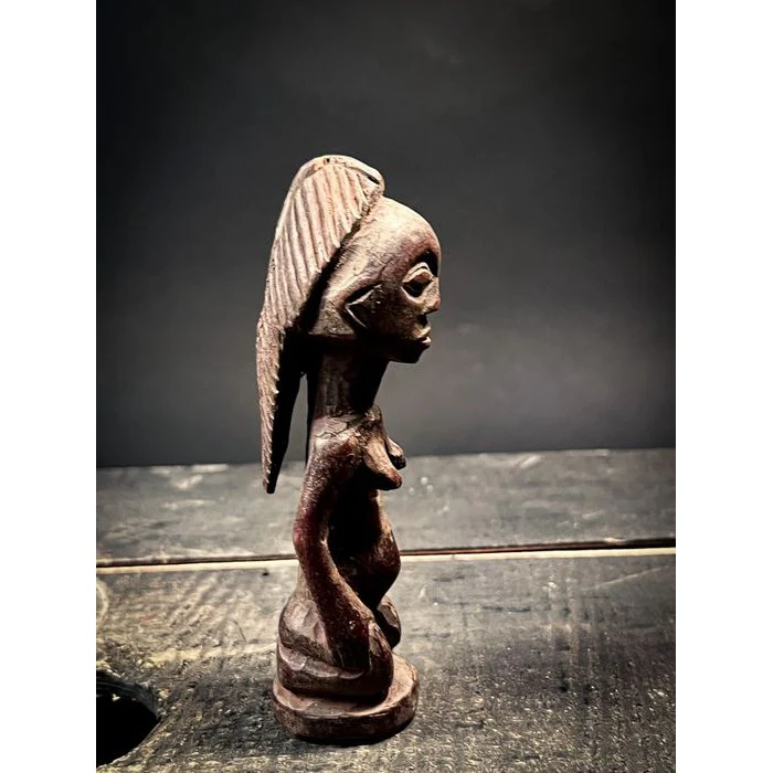 Luba "The Ideal Femine Form" Female Statuette, Zaire - Image 3
