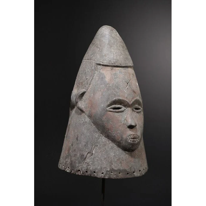 Mende / Bassa Female Helmet Mask, Sierra Leone / Liberia #891 - Image 4
