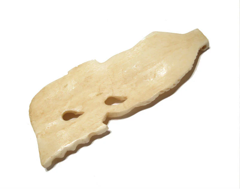 Mermaid Hand Carved Bone Pendant 2 - Image 4