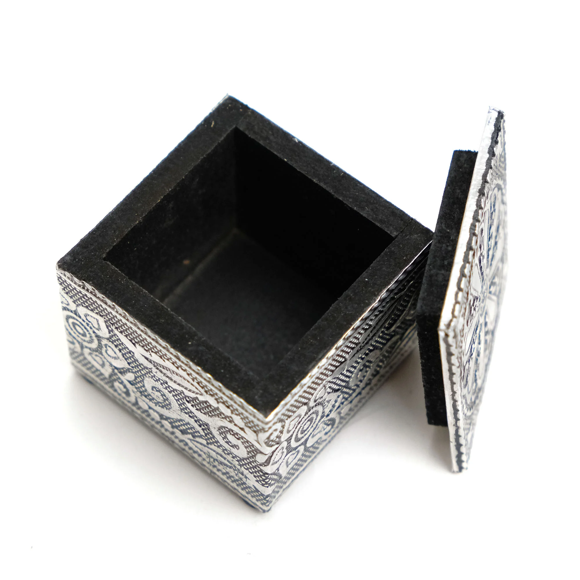 Metal Embossed Box 2", Lotus - Image 3