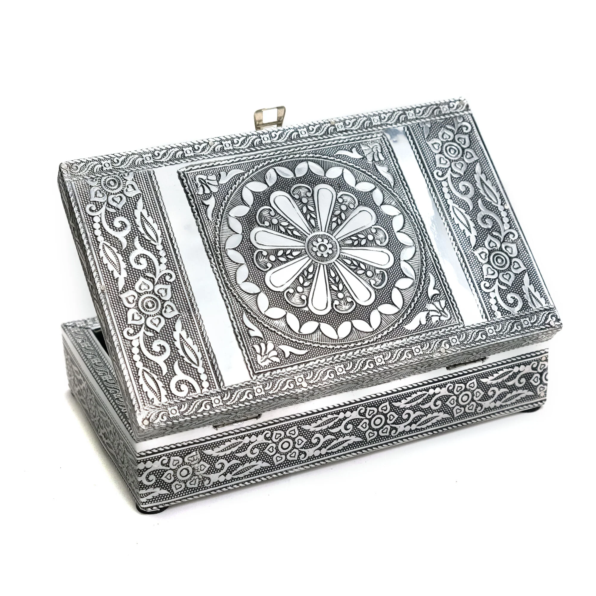 Metal Embossed Box 5" x 8", Lotus - Image 4