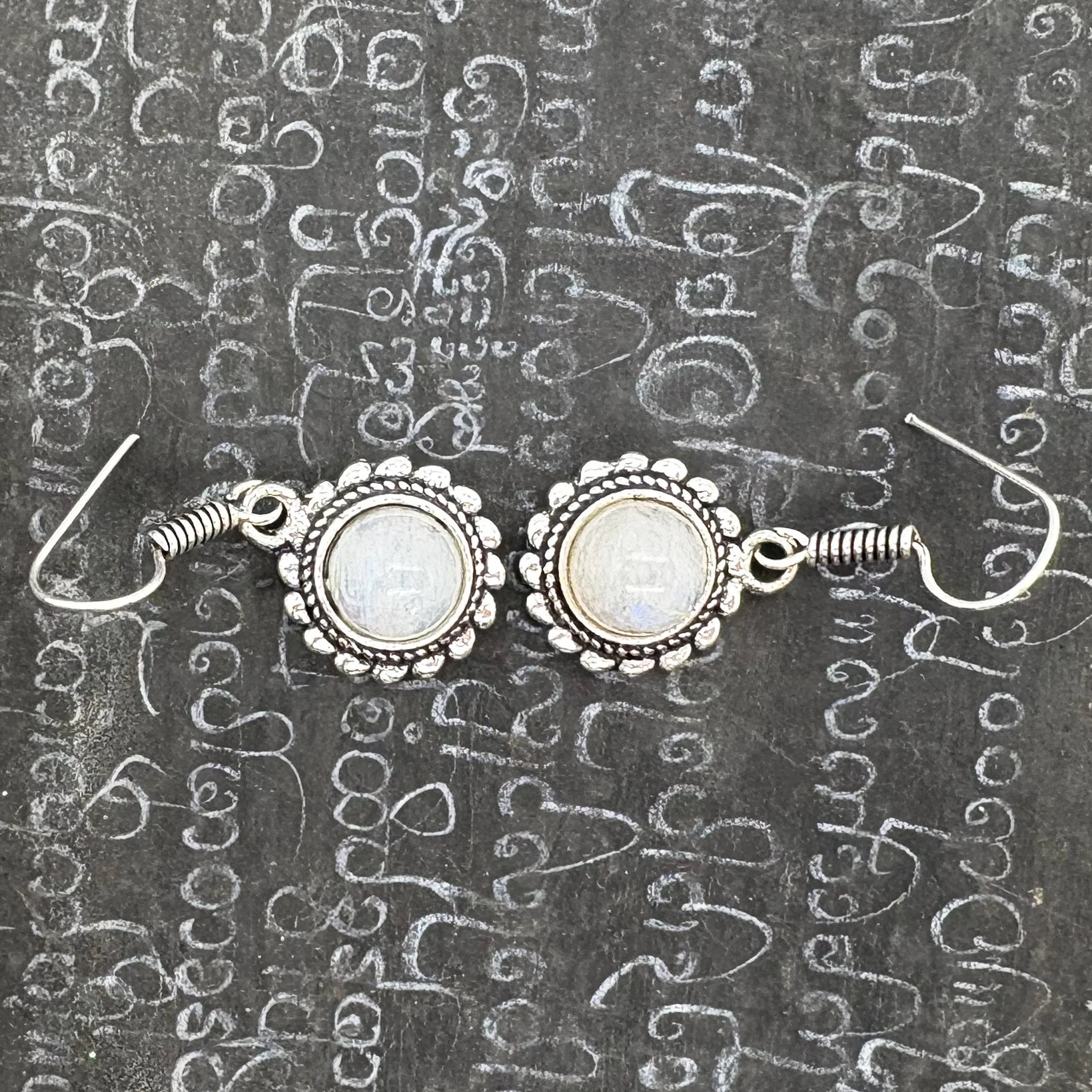 Moonstone Circle Rope White Brass Earrings - Image 3