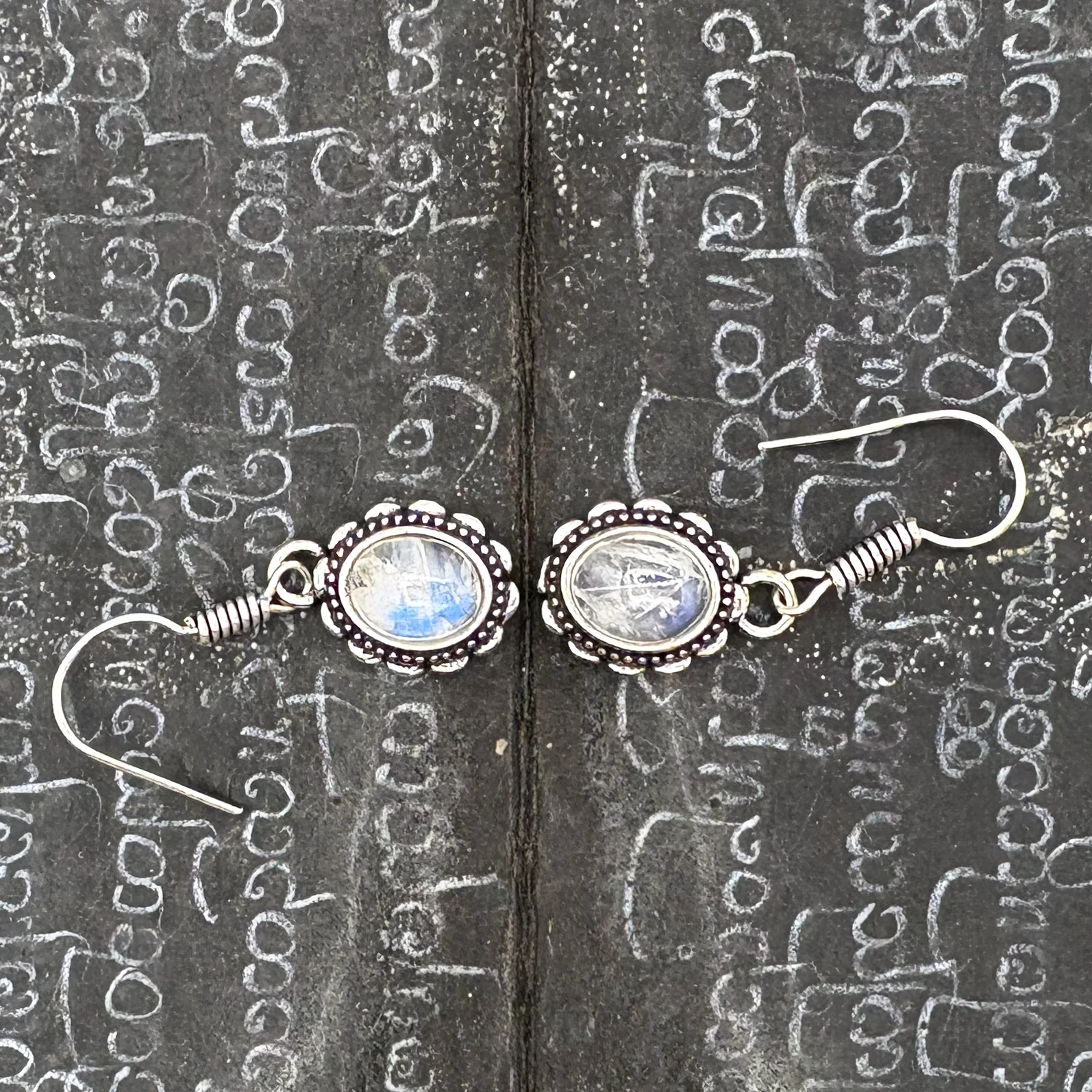 Moonstone Oval Dots White Brass Earrings - Image 3