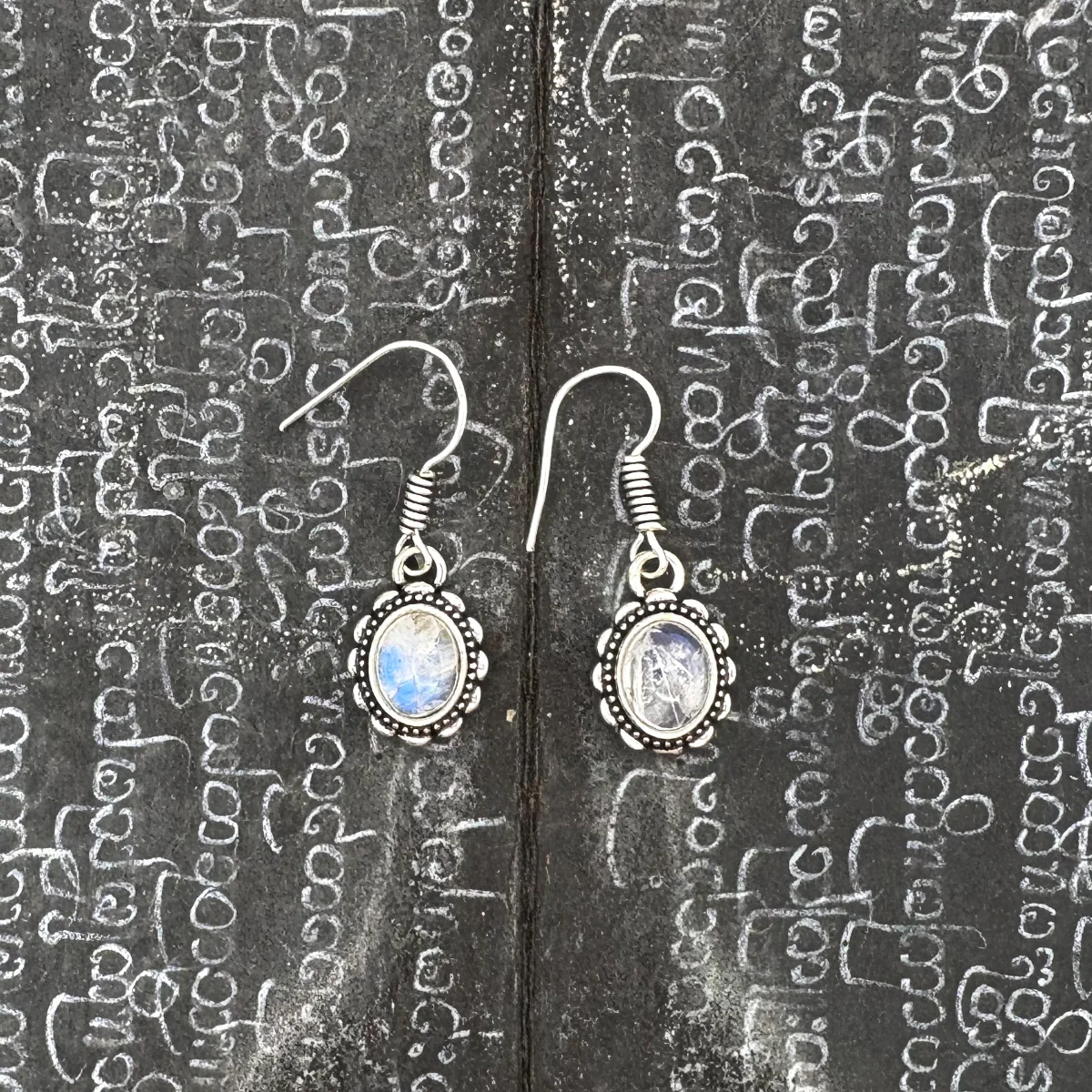 Moonstone Oval Dots White Brass Earrings - Image 5