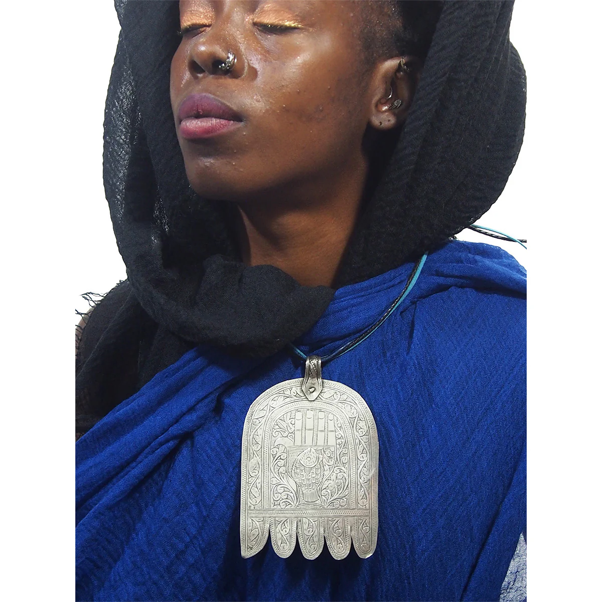Moroccan Hamsa Pendant - Image 4