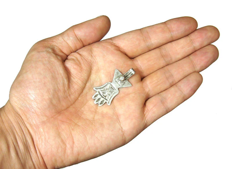 Moroccan Hamsa Pendant - 28 - Image 2