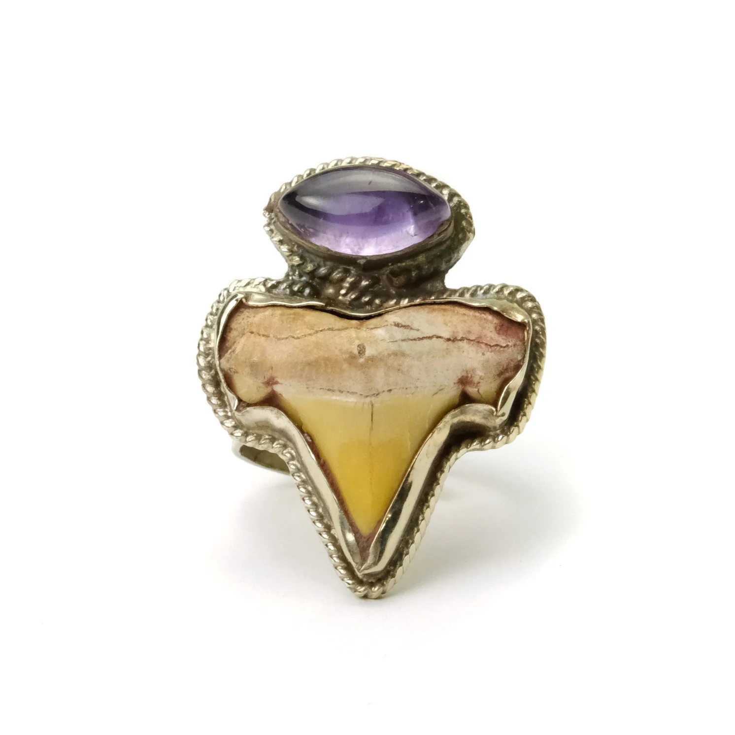 Shark Tooth Ring with Amethyst Cabochon - Image 2