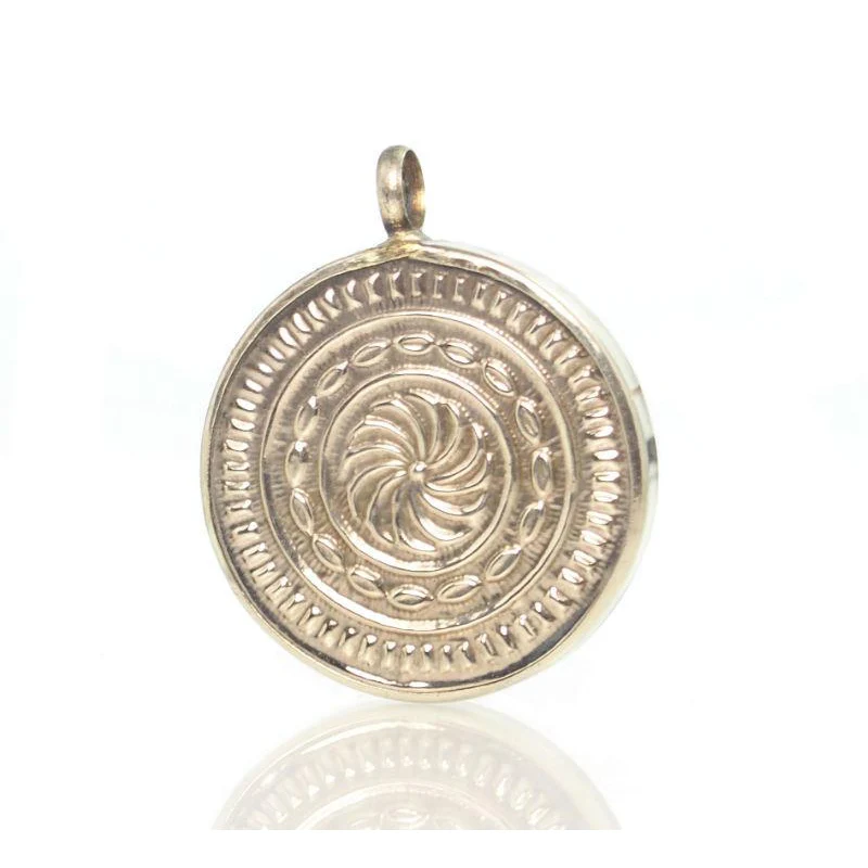 Om Sign Pendant - Image 2