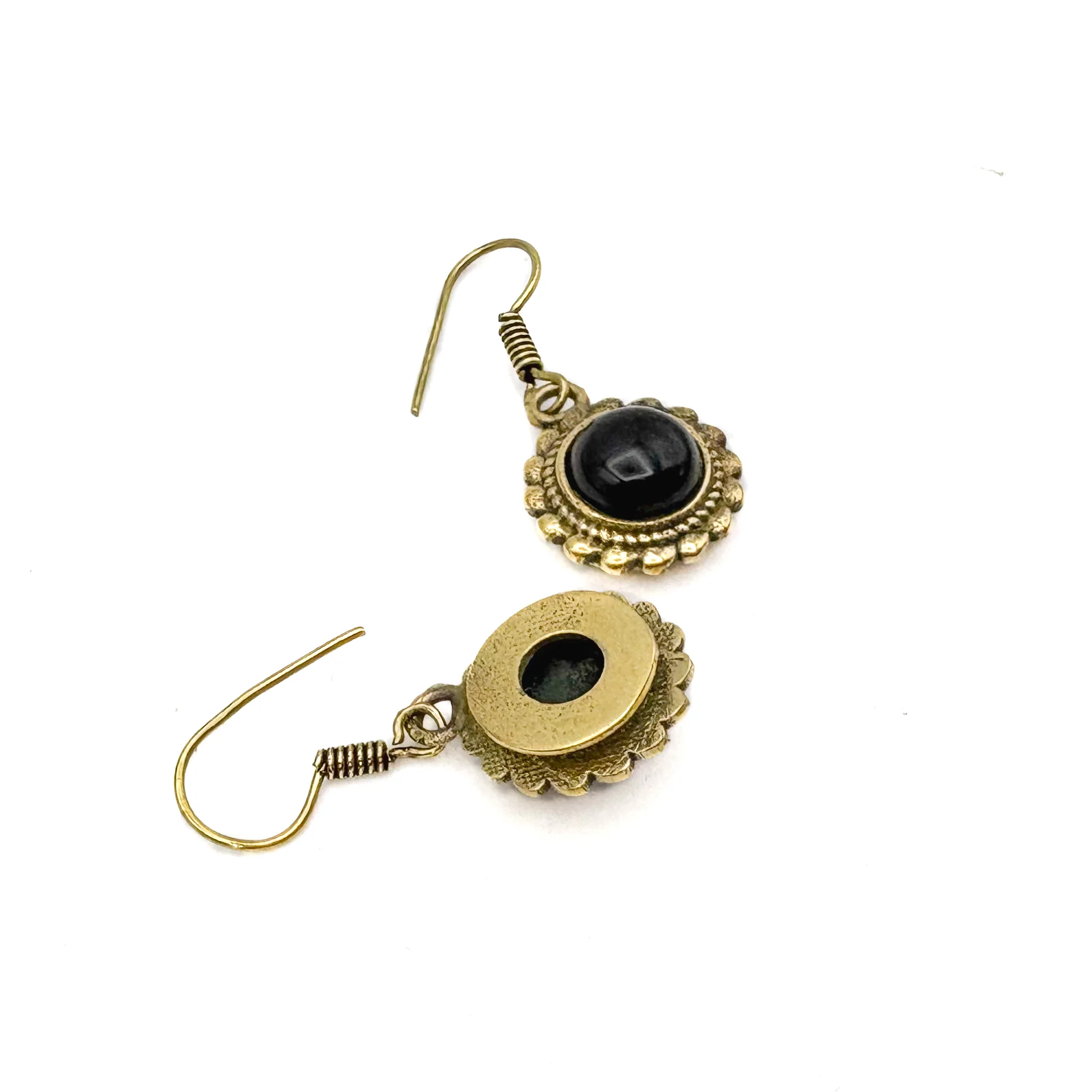 Onyx Circle Rope Brass Earrings - Image 6