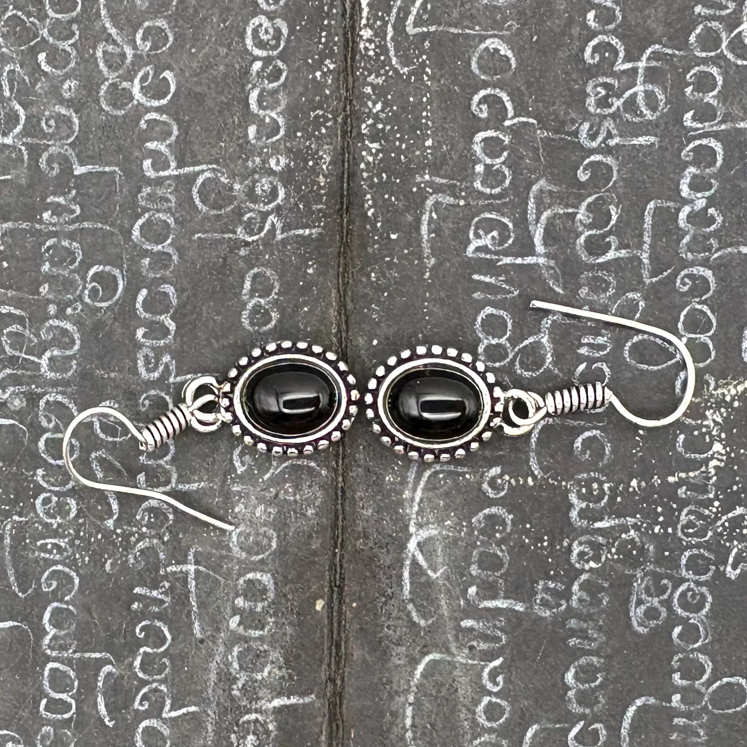 Onyx Oval Dots Brass Earrings - Image 3