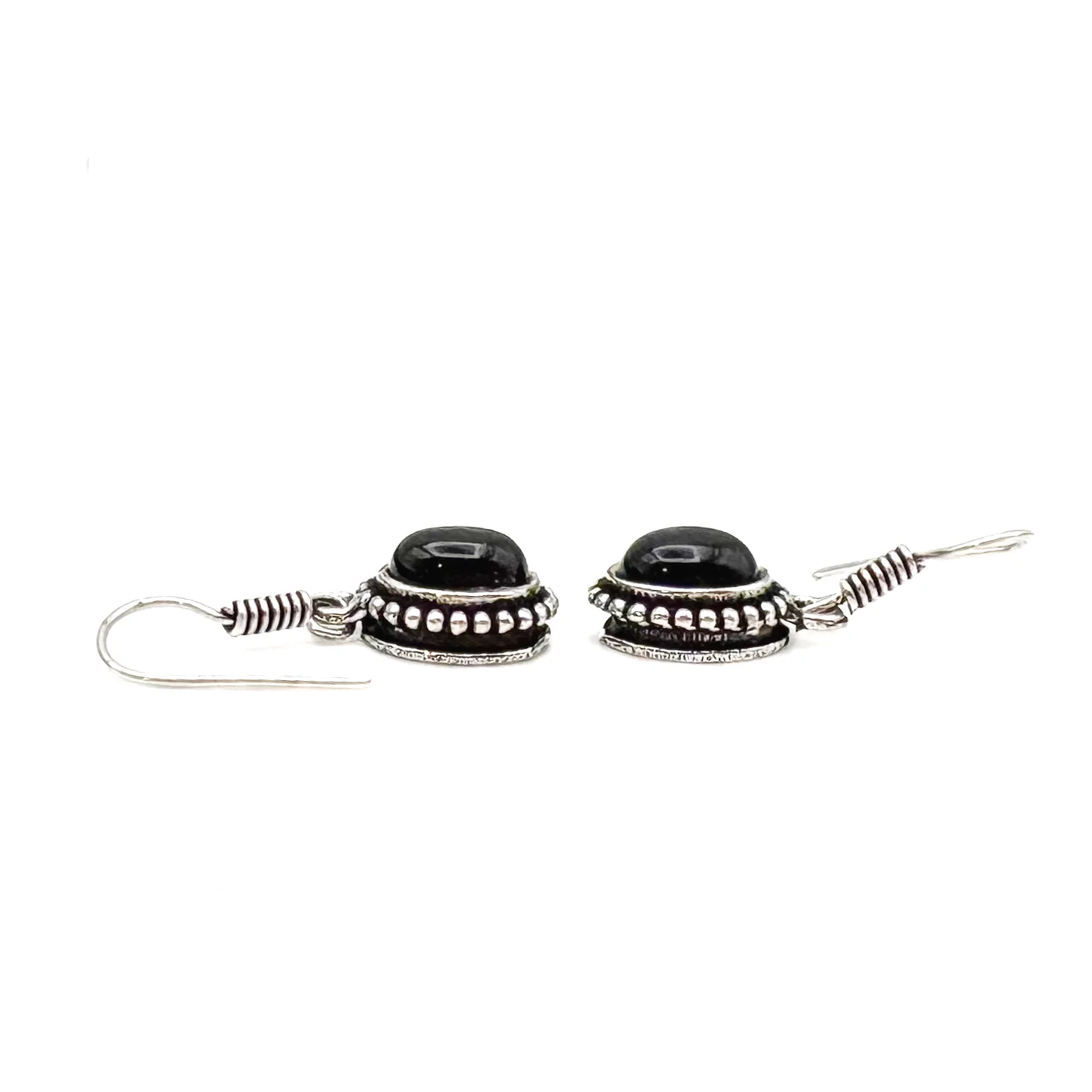 Onyx Oval Dots Brass Earrings - Image 4