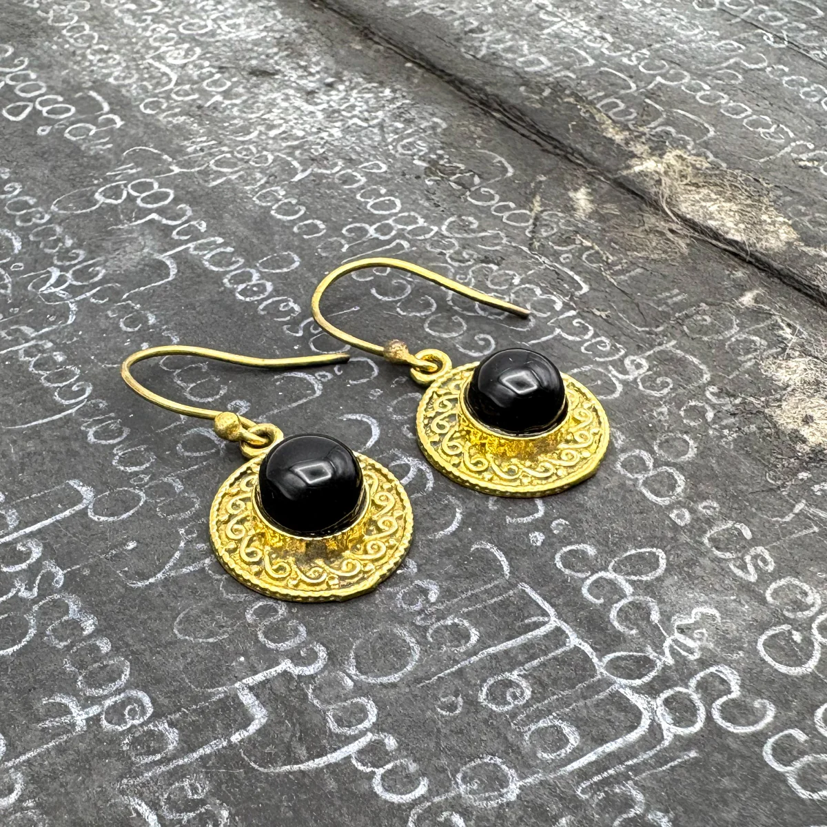 Onyx Round & Round Brass Earrings - Image 3