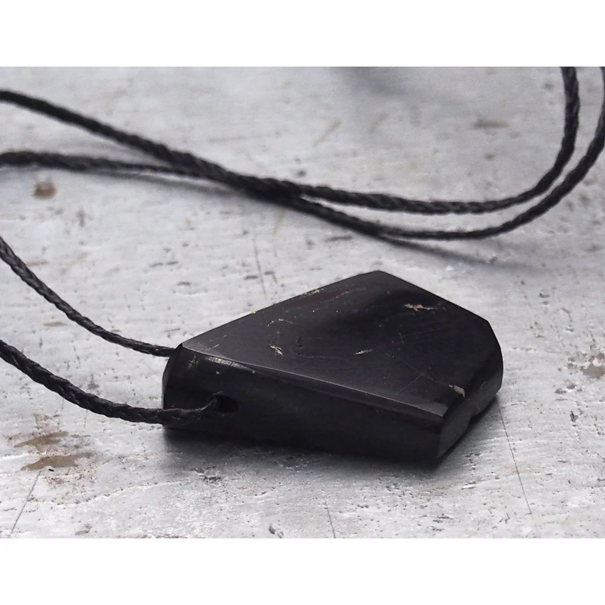 Persian Jet Tawiz Pendant Necklace - Image 4
