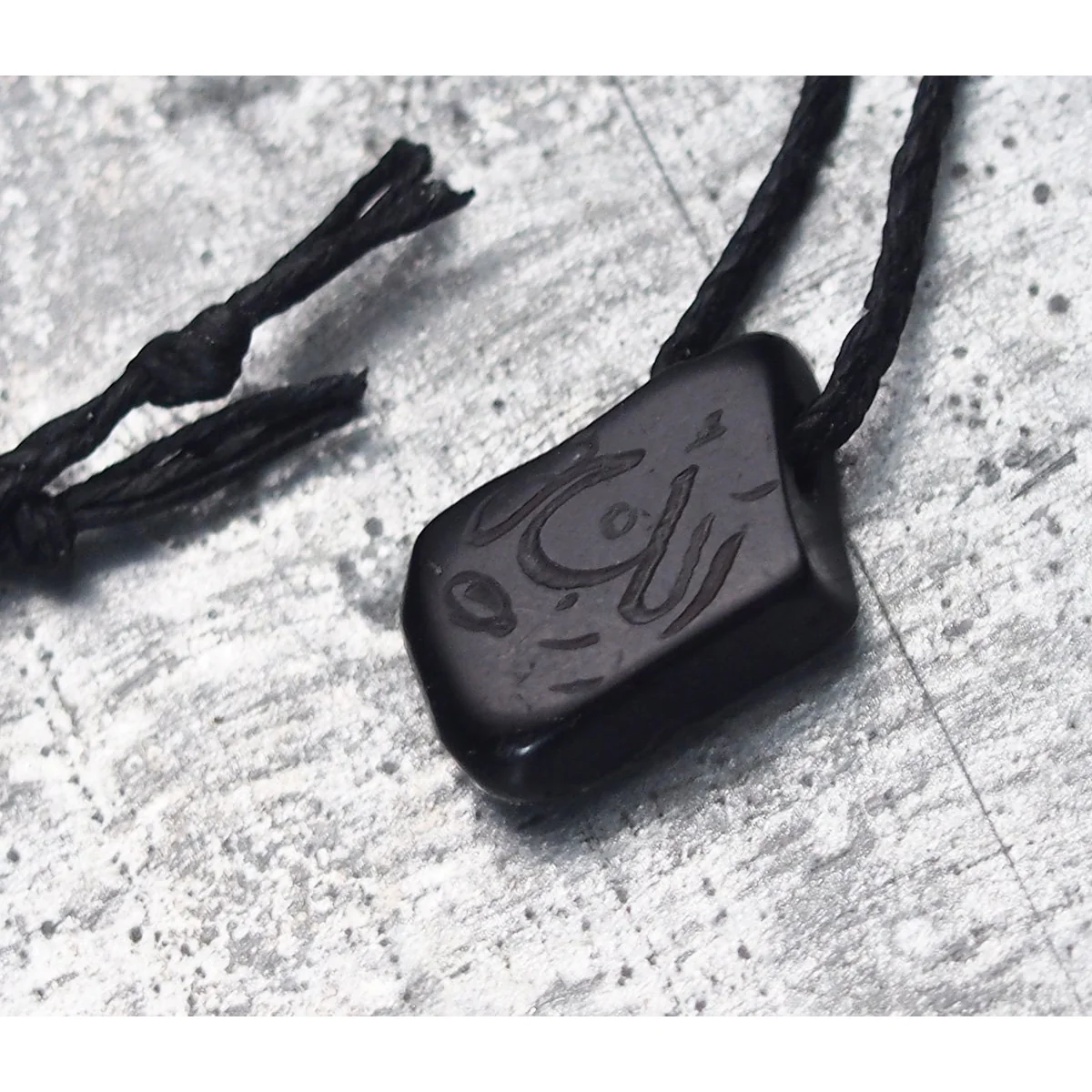 Persian Jet Tawiz / Small Amulet Necklace - Image 2