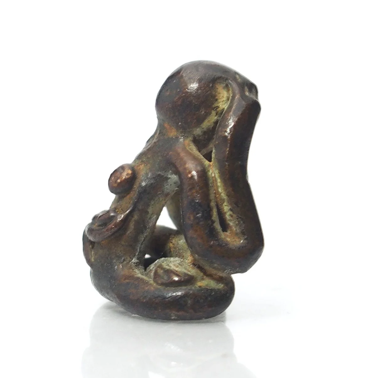 Pra Pit Dtah "Closing Eye Buddha" Figure - Image 3