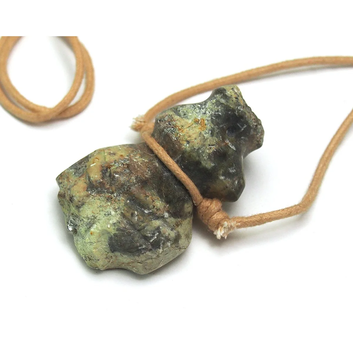 Pre-Columbian Jade Bust Pendant - Image 2