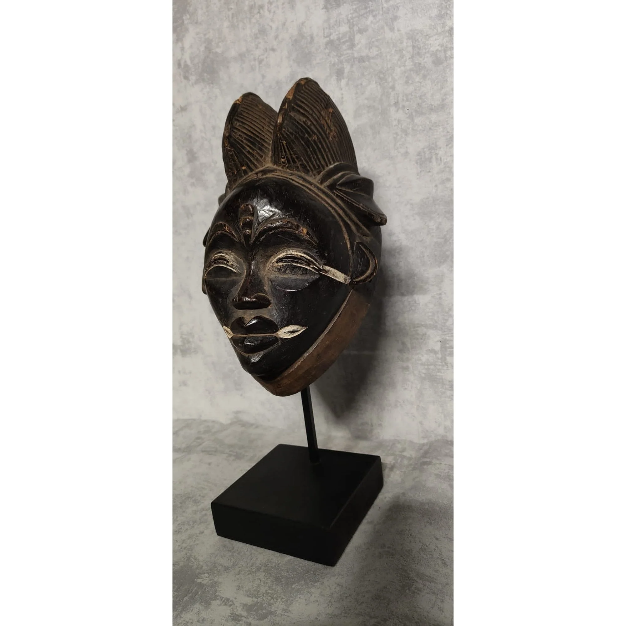 Punu Mask Ikwara, Gabon #1068  SOLD - Image 2