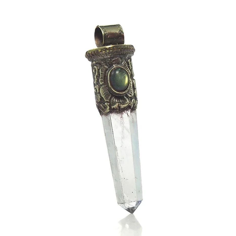 Quartz Point/Labradorite Pendant - Image 7
