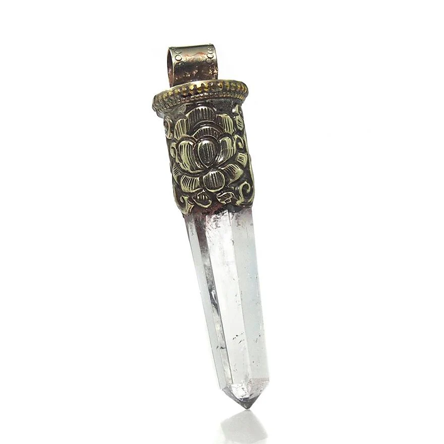 Quartz Point/Labradorite Pendant - Image 8
