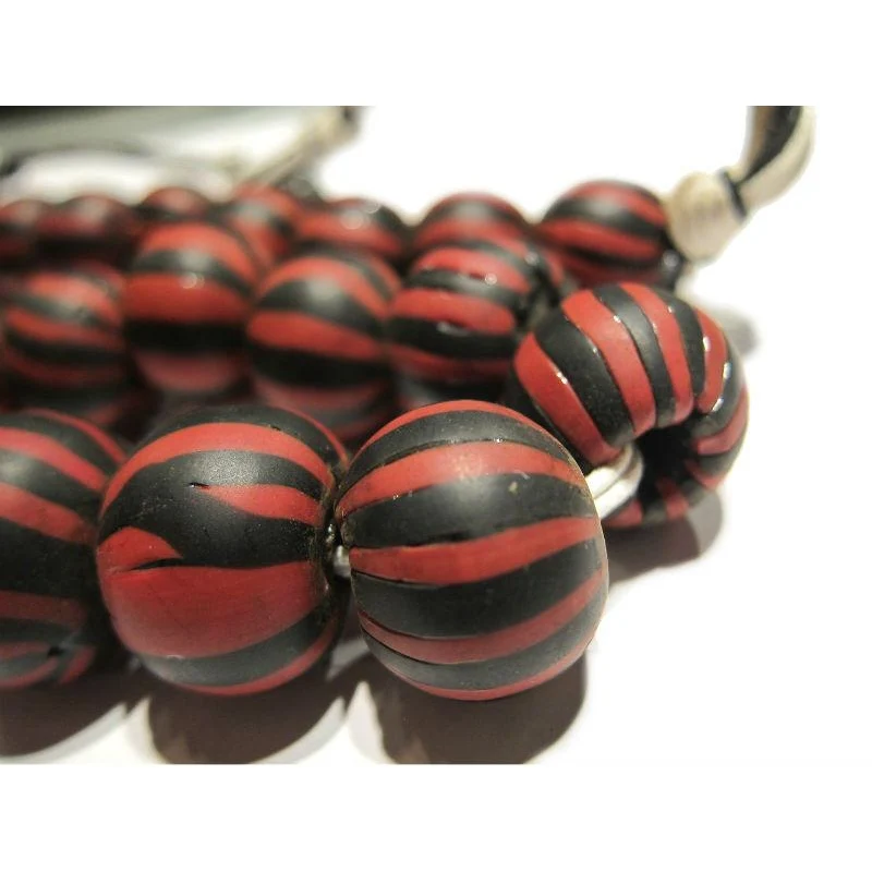 "Barbershop Swirl" Glass Round Trade Bead Necklace/Strand or Loose - Image 3