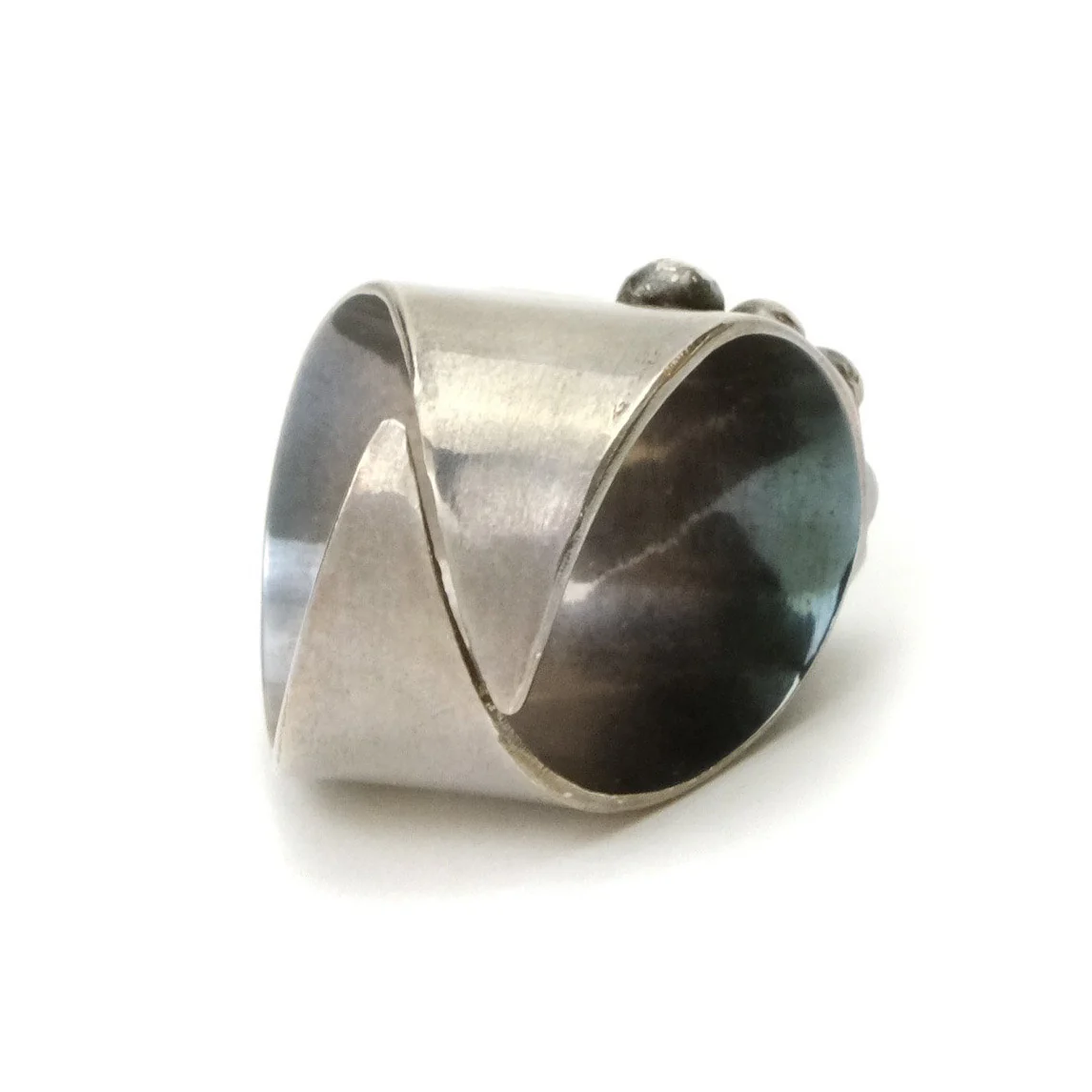 Labradorite Memento Mori Finely Carved Skull Cabochon Ring in Sterling Silver 1 - Image 4