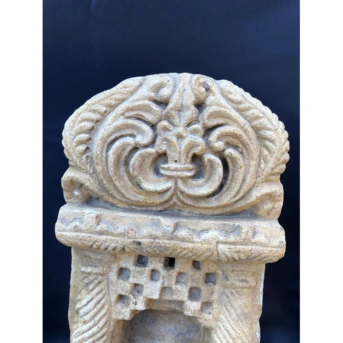 Small 19th century Sandstone Alcove / Temple, India - Image 2