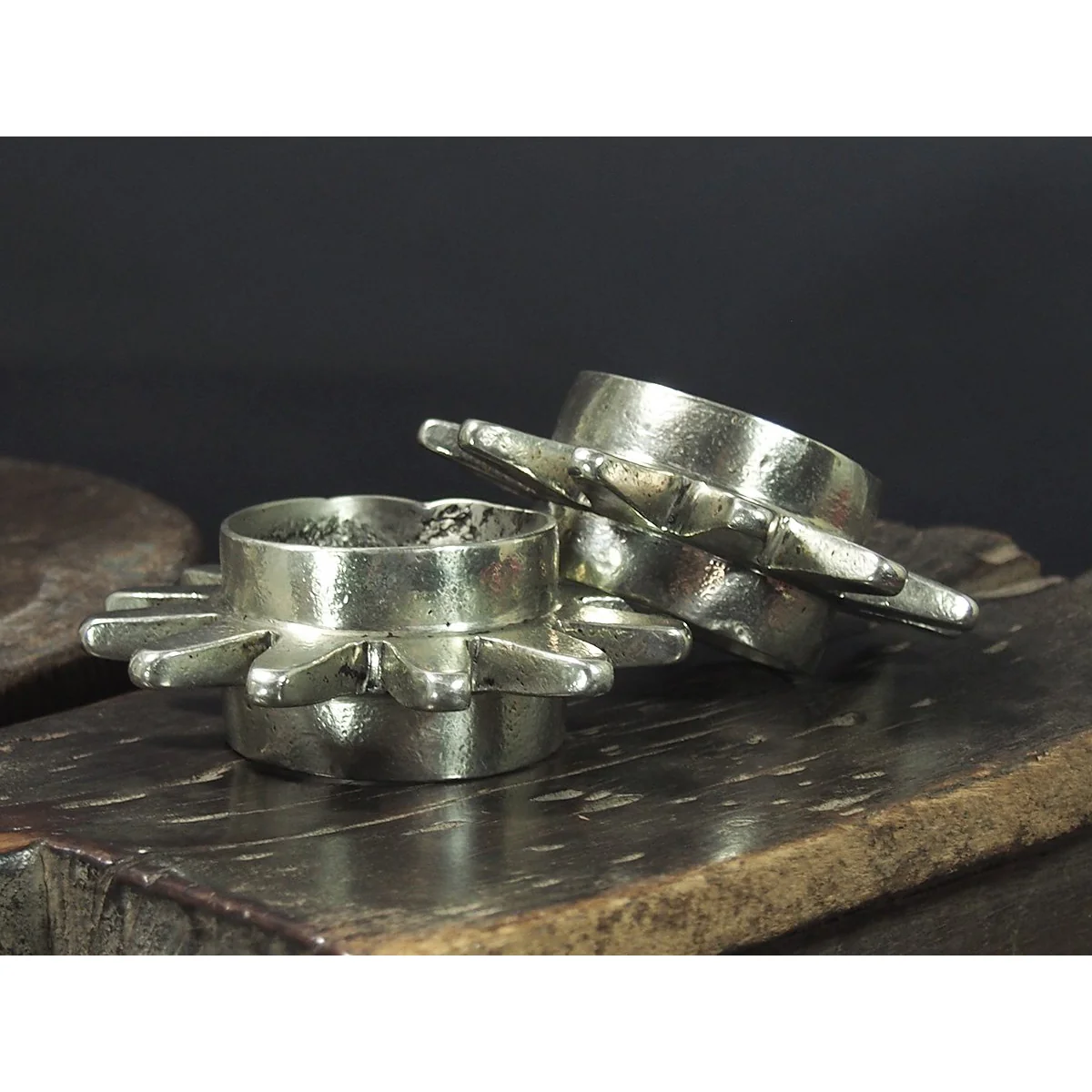 Old Berber Bracelet Pair Asbia' Iquorain from the Ait Atta Tribe - Image 3