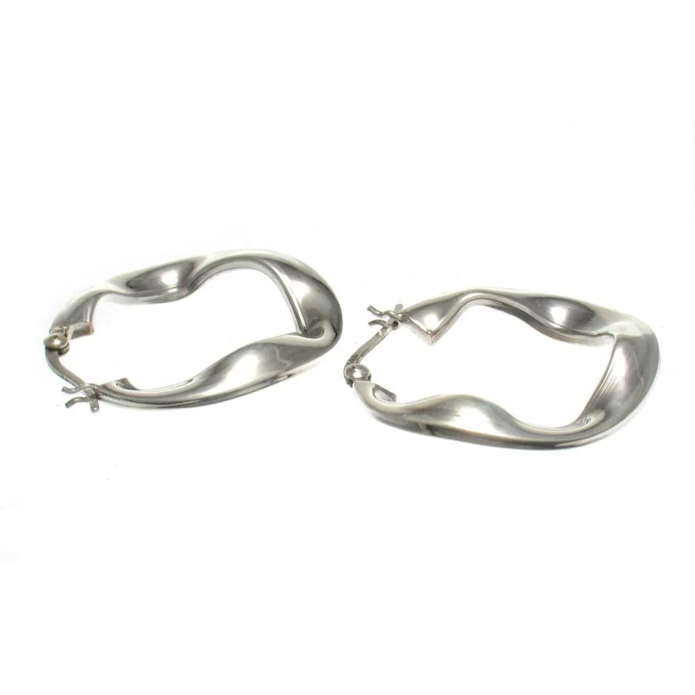 Sterling Silver Flat Ruffle 30mm Round Hoop Earrings - Image 2