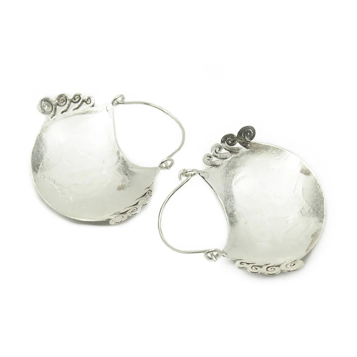 Sterling Silver La Vie En Rose Crescent Hilltribe Earrings - Image 2