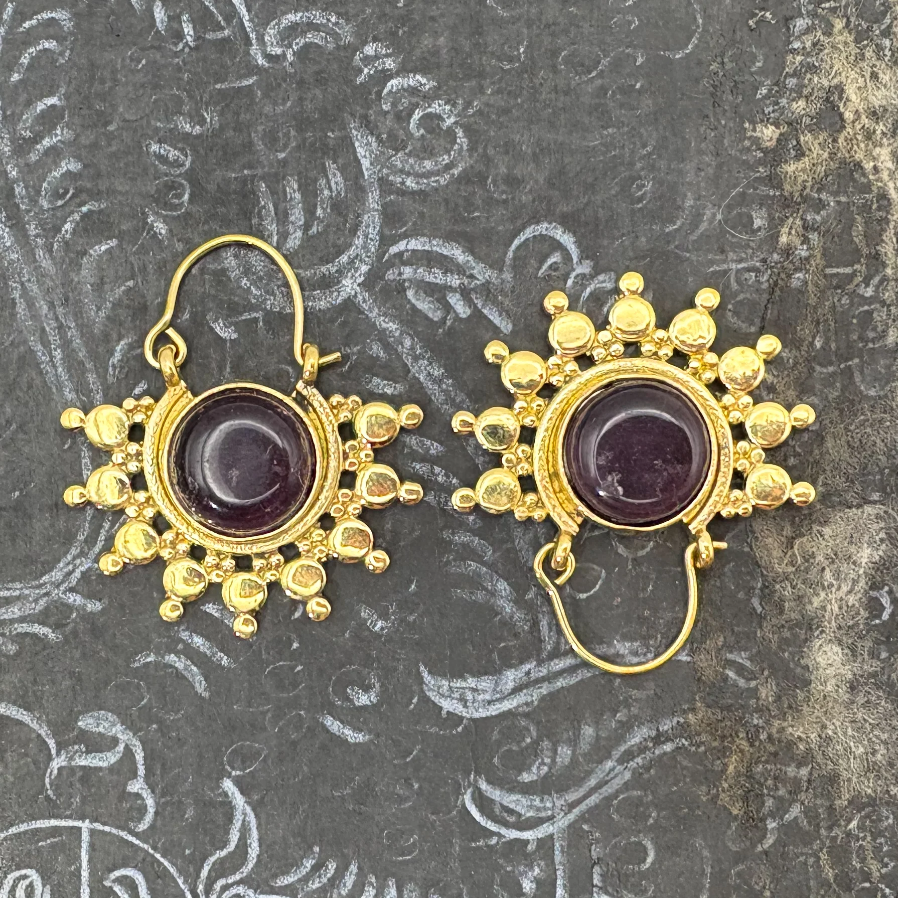 Sun Ray Amethyst Brass Earrings - Image 2