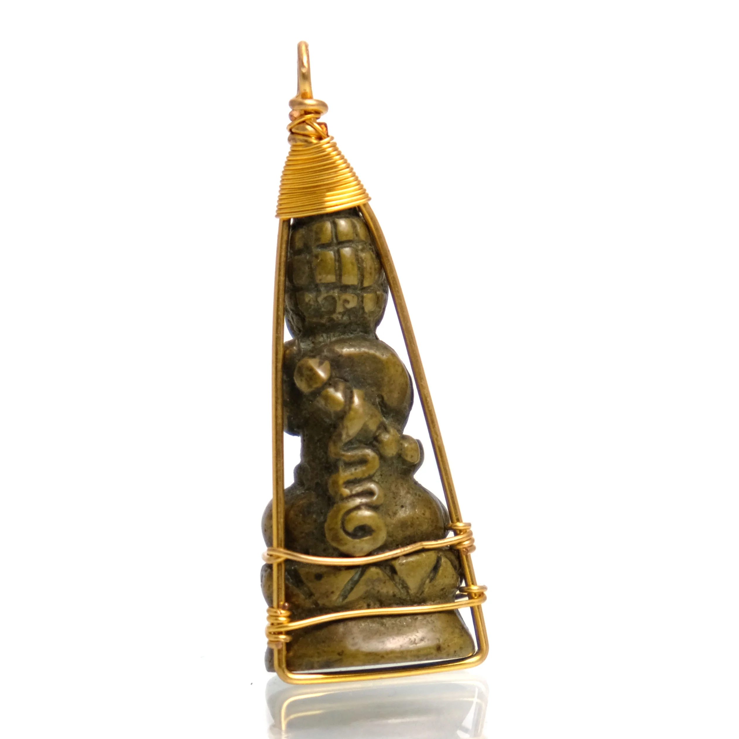 The "Closing Eye Buddha" known as Pra Pit Dtah 2 Amulet Pendant - Image 3