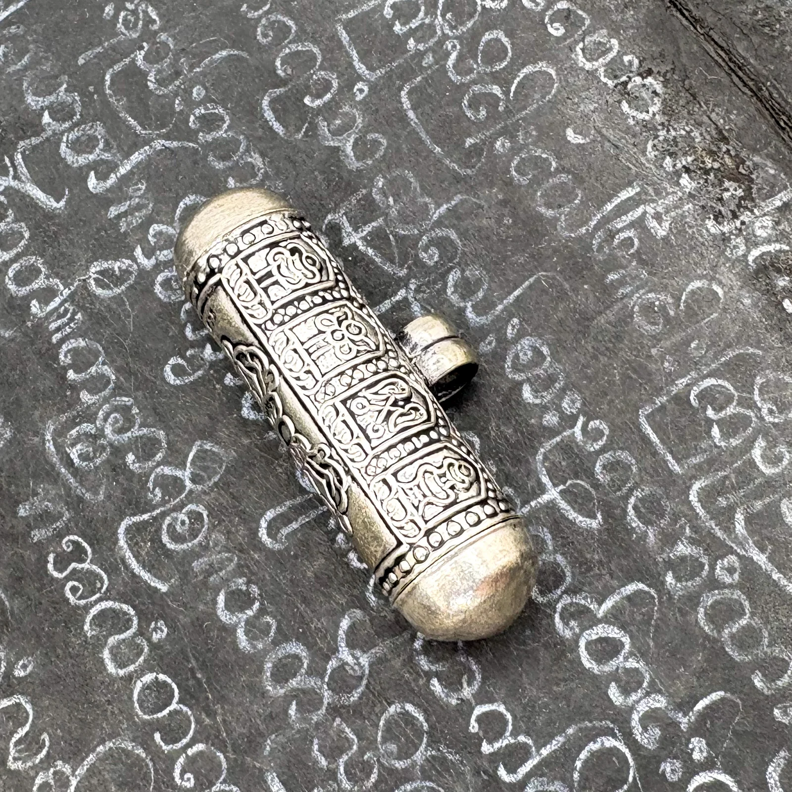 Tibetan 8 Sacred Symbols Gau Locket Pendant Amulet - Image 8