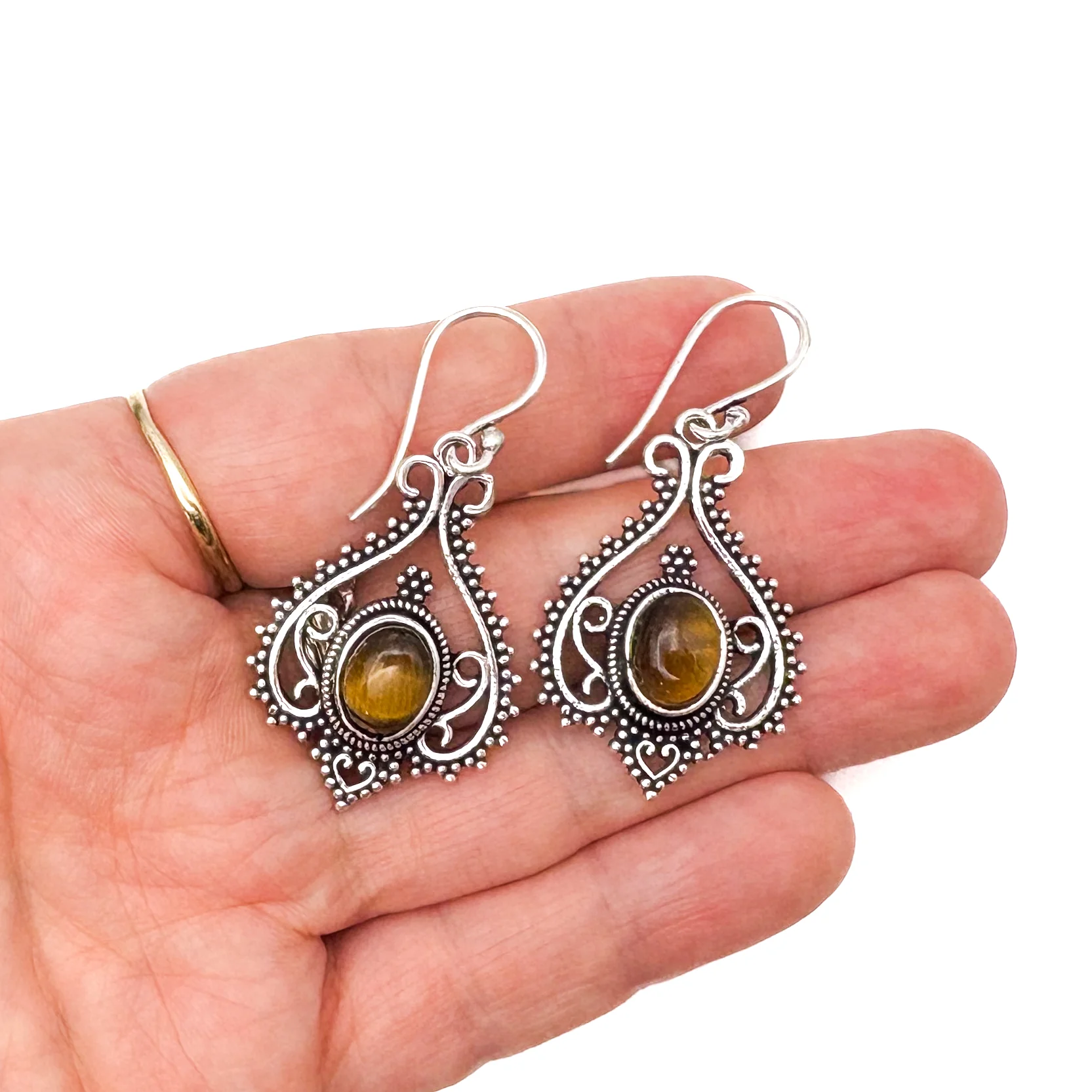 Tiger's Eye Heart Doily Lace White Brass Earrings - Image 11