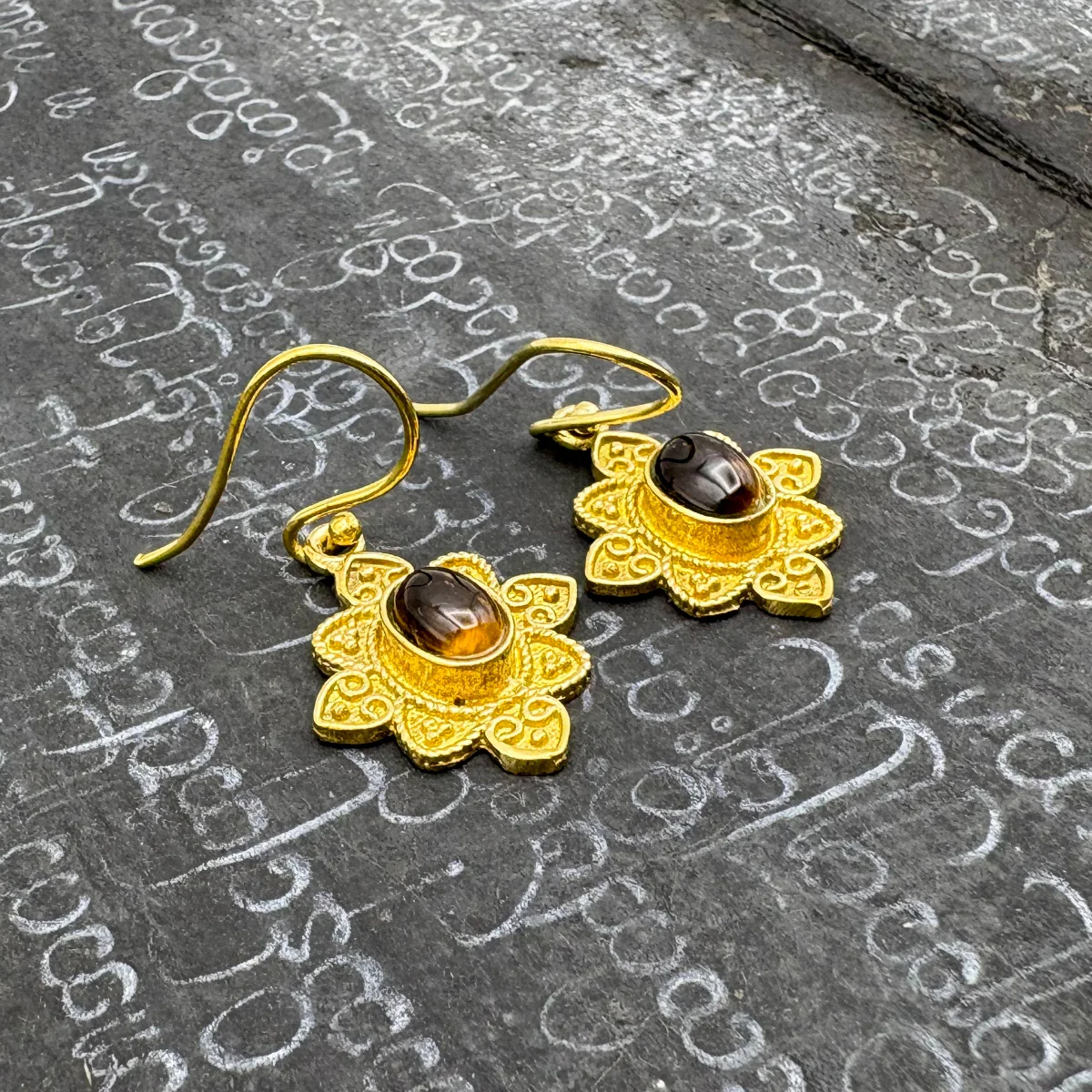 Tiger's Eye Heart Flower Brass Earrings - Image 2